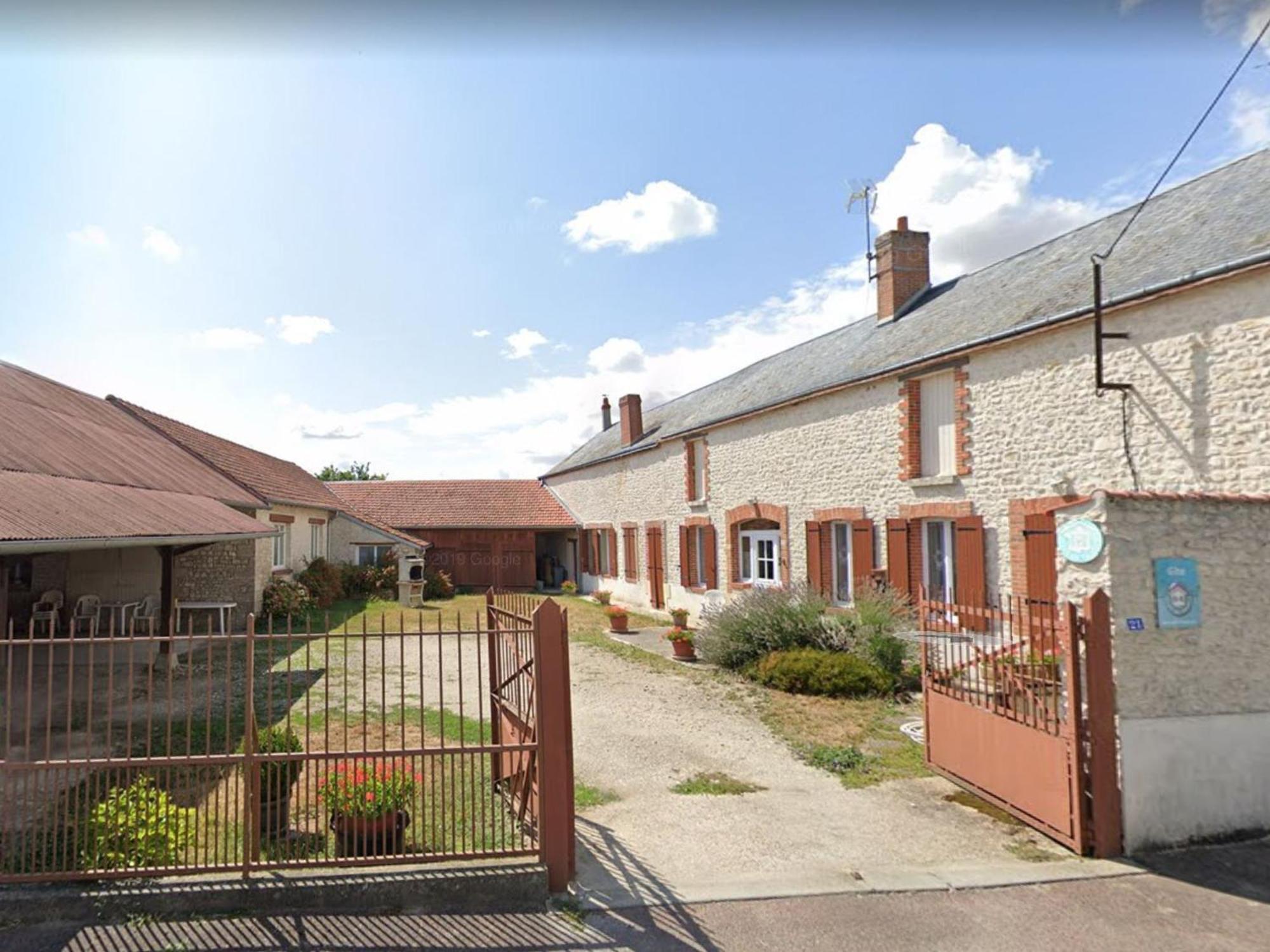 Charmante Longere Gatinaise - Cour Et Jardin Clos, Proche Paris Et Orleans - Fr-1-590-73 Sceaux-du-Gatinais Luaran gambar